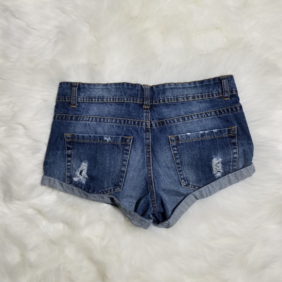 ⭐️ Forever 21 Jean shorts. - Picture 2 of 4